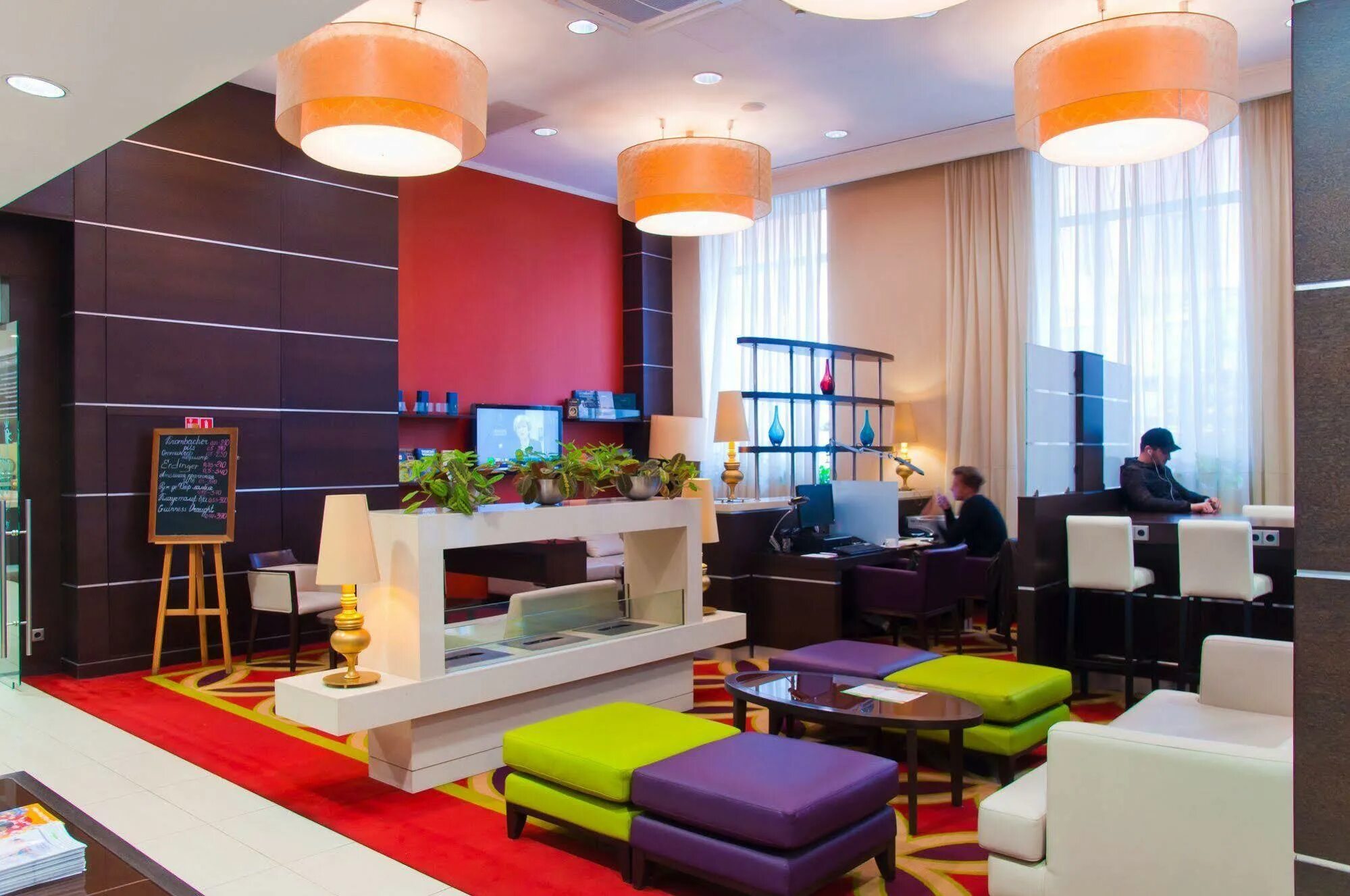 Кортъярд Марриотт Казань 4. Courtyard by Marriott Kazan Kremlin. Courtyard by Marriott Kazan Kremlin ресторан. Кортъярд марриотт казань