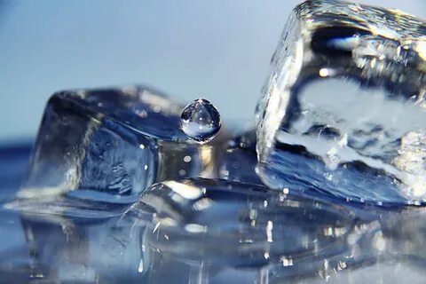 Дали ледяная вода