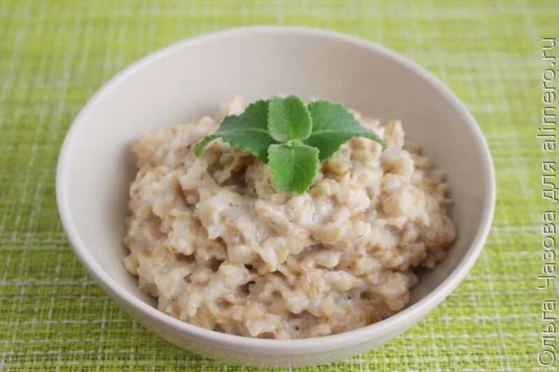 Овсяная каша на воде с сахаром. Геркулесовая каша. Геркулесовая каша перловая. Геркулесовая каша в мультиварке. Геркулес каша на молоке.