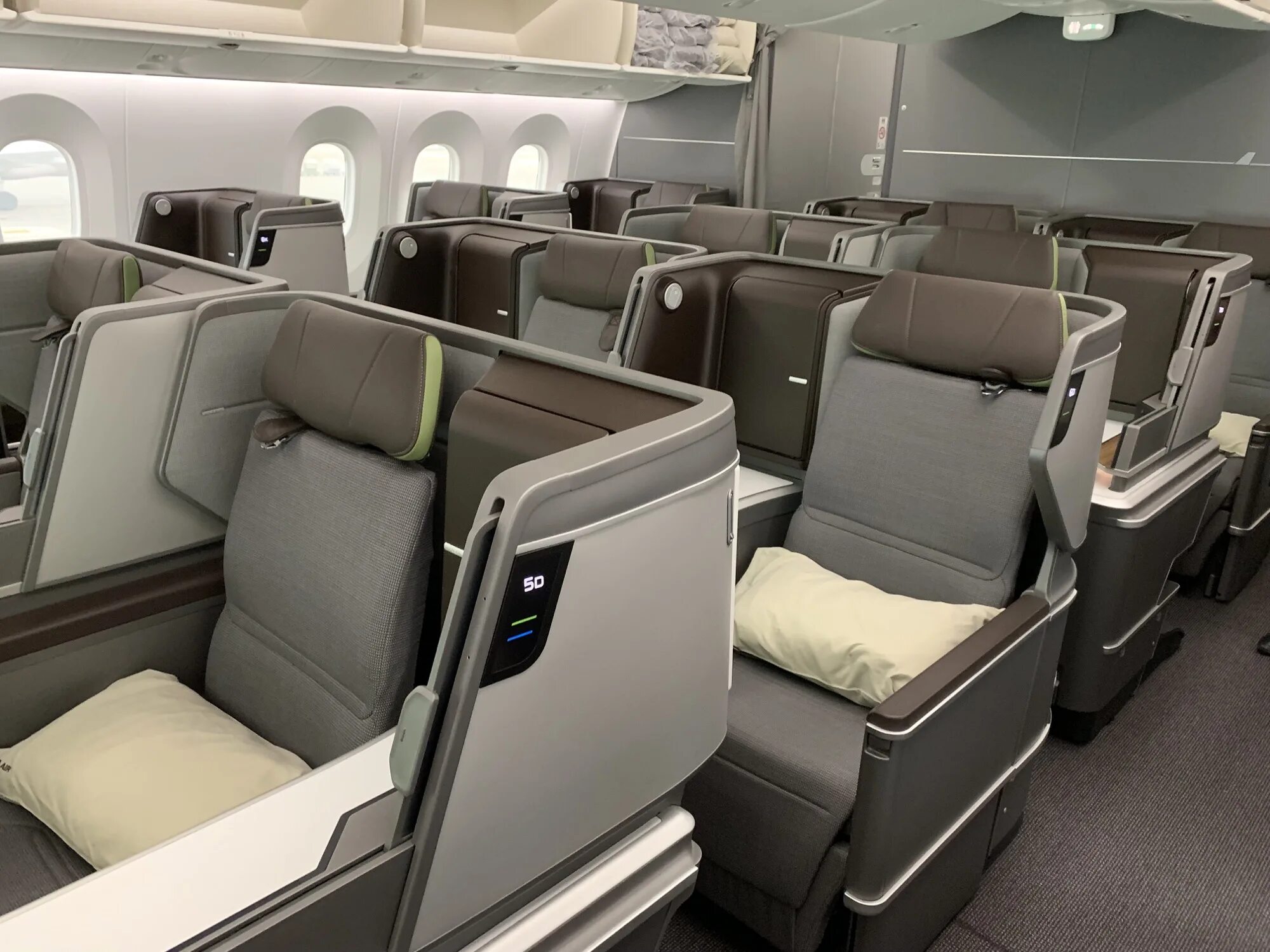 Boeing 787 Business class. Oman Air Business class 787. Eva Air Business class Dreamliner. Boeing 787-9 Eva Air. Бизнес класс школа