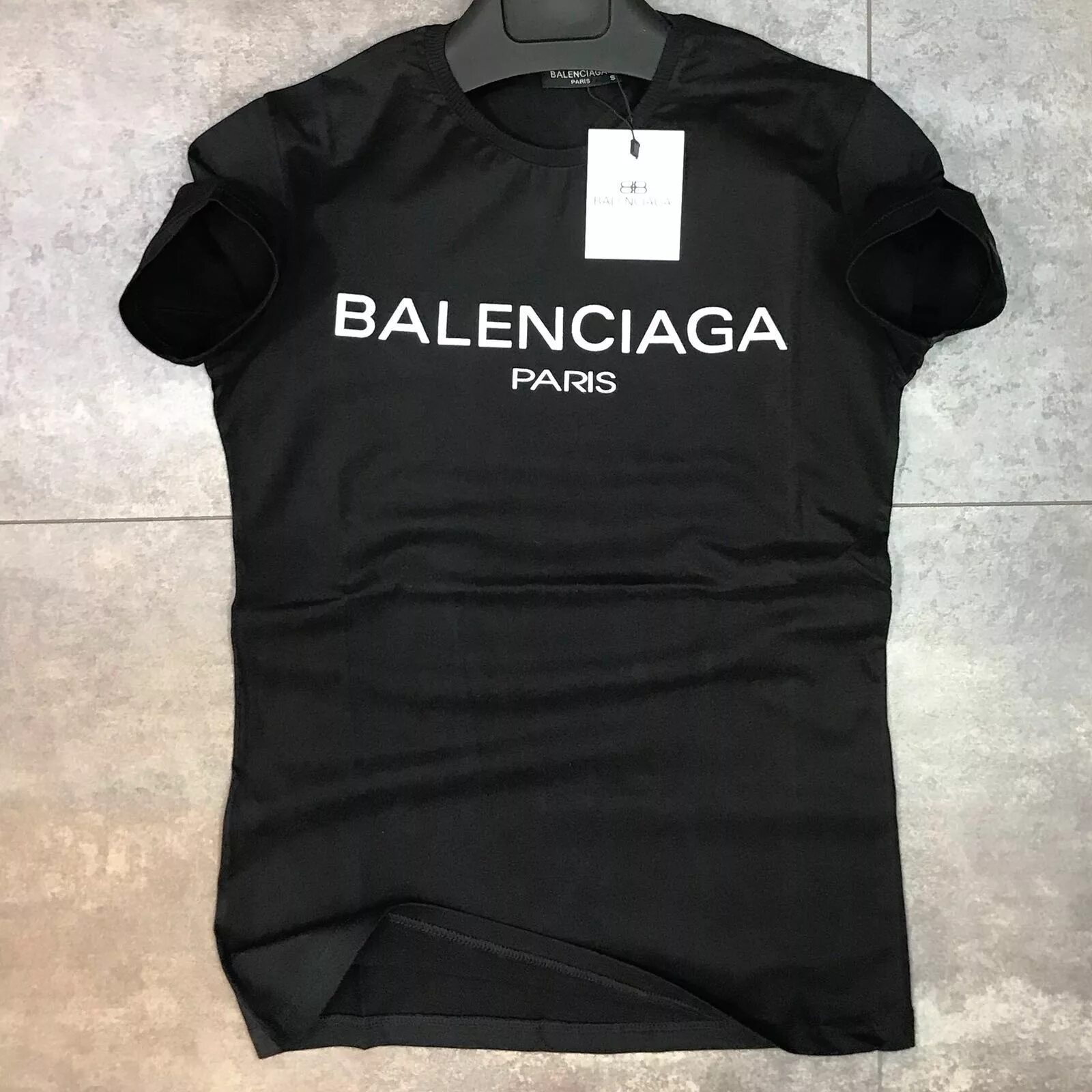 Футболка Balenciaga 2023. Майка Баленсиага мужская. Футболка Баленсиага мужская черная. Майка Баленсиага черная.