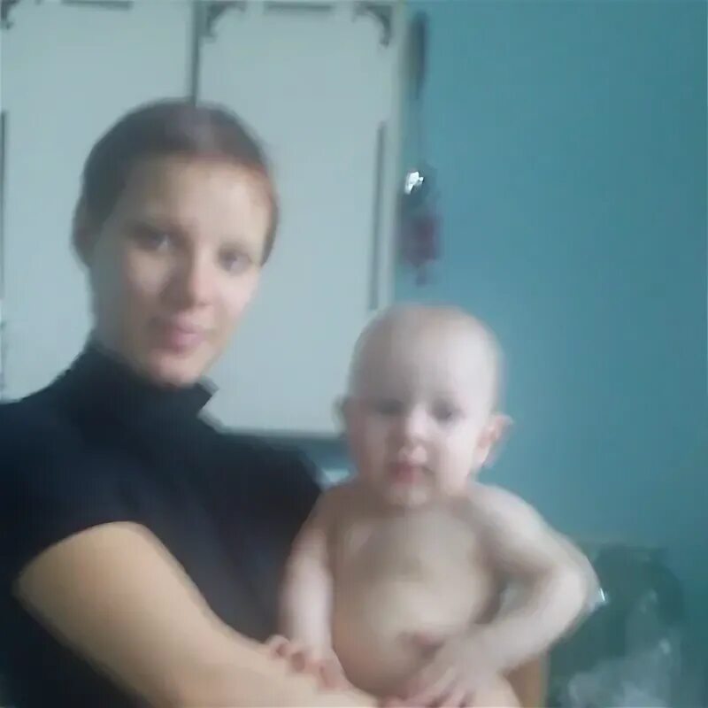 Алена Сибова с ребенком.