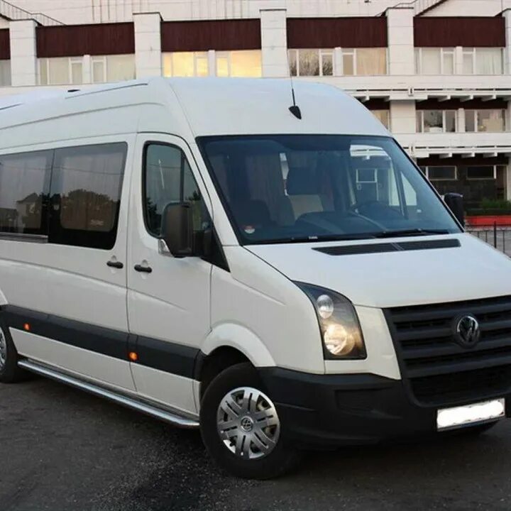 Фольксваген пассажирский купить. Фольксваген Крафтер 2008 пассажирский. Volkswagen Crafter белый. Фольксваген Крафтер пассажирский 8+1. Фольксваген Крафтер 2009.