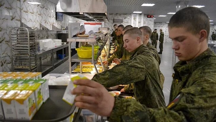 41611 гусев. Калининградская область город Гусев воинская часть. 11 Танковый полк Гусев Калининградской области. 11 Танковый полк Гусев. Казармы Гусев Калининградская область.