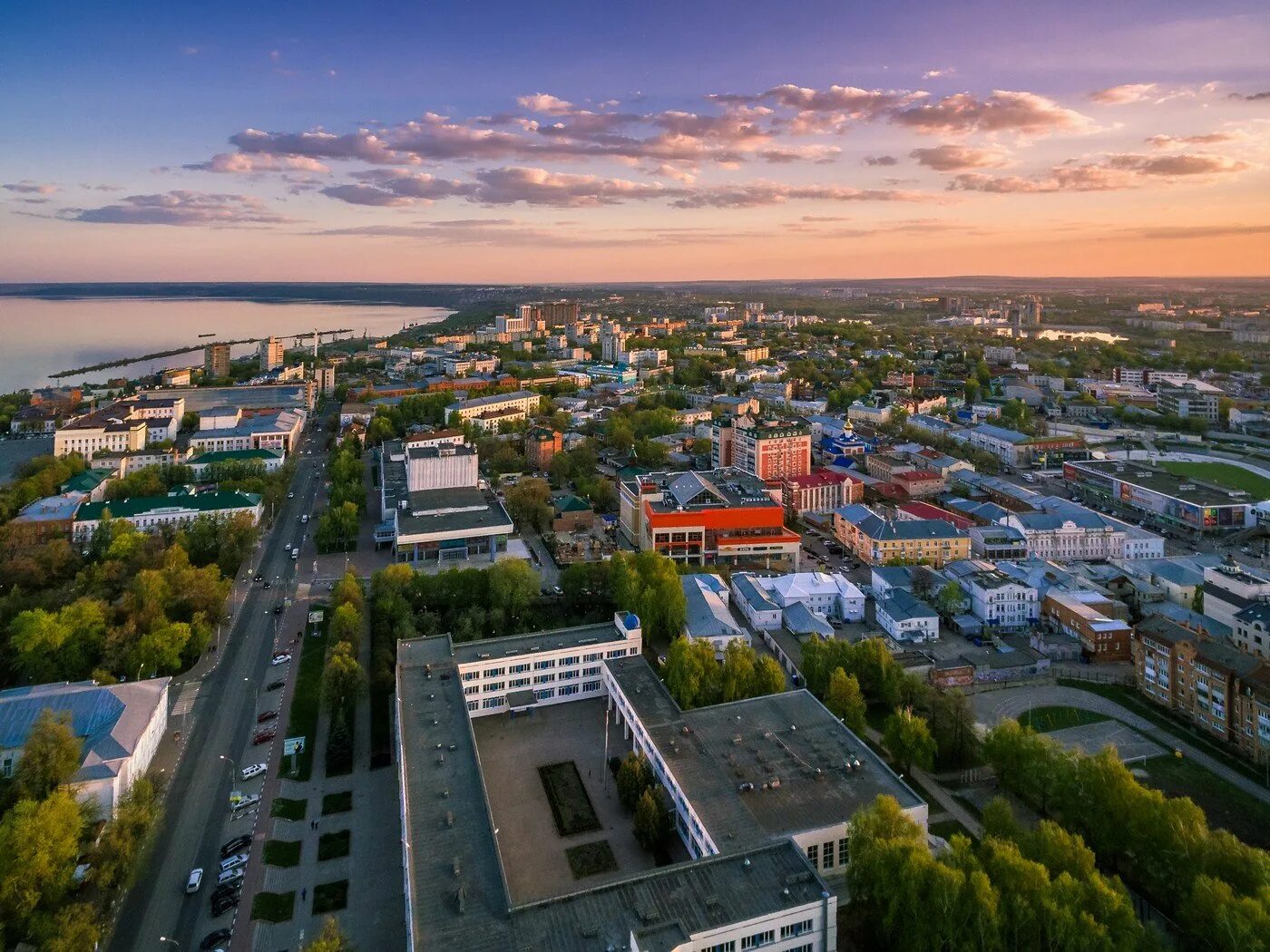 Ульяновск городской сайт. Ульяновск. Столица Ульяновска. Город Ульяновск центр города. Ульяновск сверху центр.