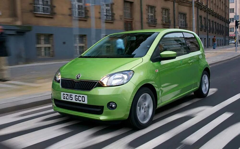 Небольшой городской автомобиль. Skoda Citigo (Шкода Ситиго). Skoda Citigo 1.0 MPI. Шкода Ситиго 4. Skoda Citigo зелёный.