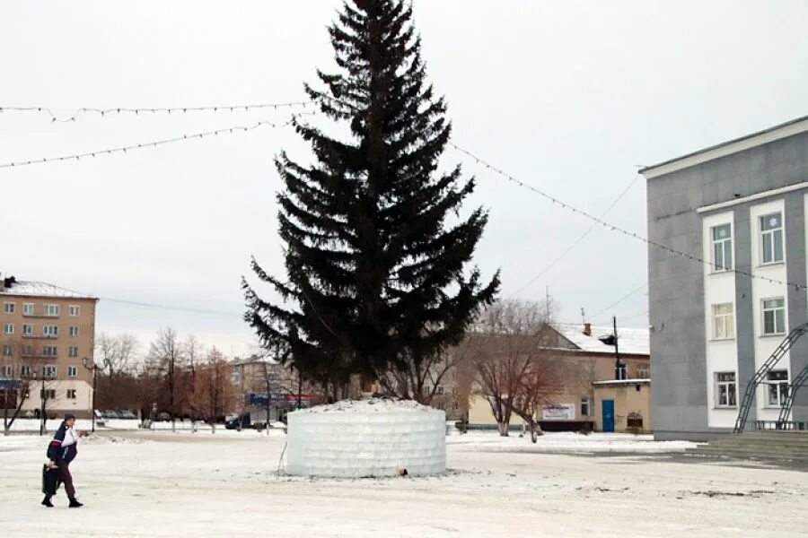 город еманжелинск челябинская область. еманжелинск зимой. городской сквер еманжелинск. спортпарк еманжелинск. еманжелинск новая.