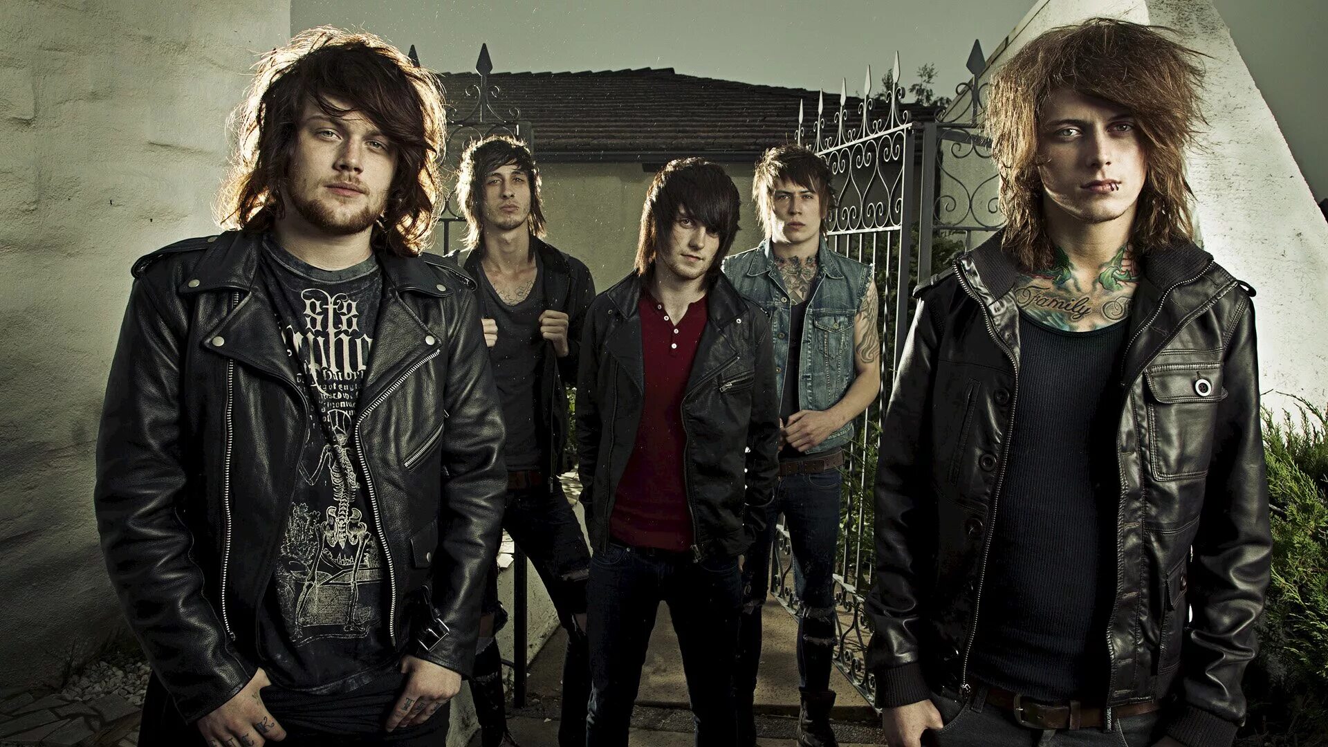 Expect asking. Группа asking Alexandria. Дэнни аскинг Александрия. Аскинг Александрия Бен. Аскинг Александрия вокалист.