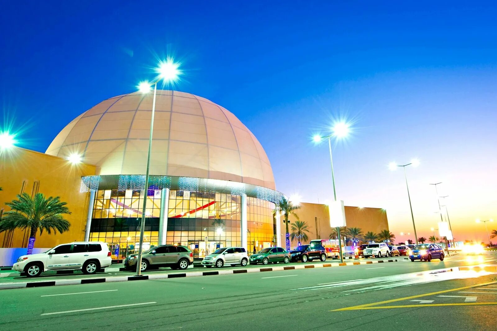 Аутлеты дубай молл. Dubai outlet mall магазины. Outlet mall дубай. Аутлеты дубай молл. Аутлеты дубай молл.
