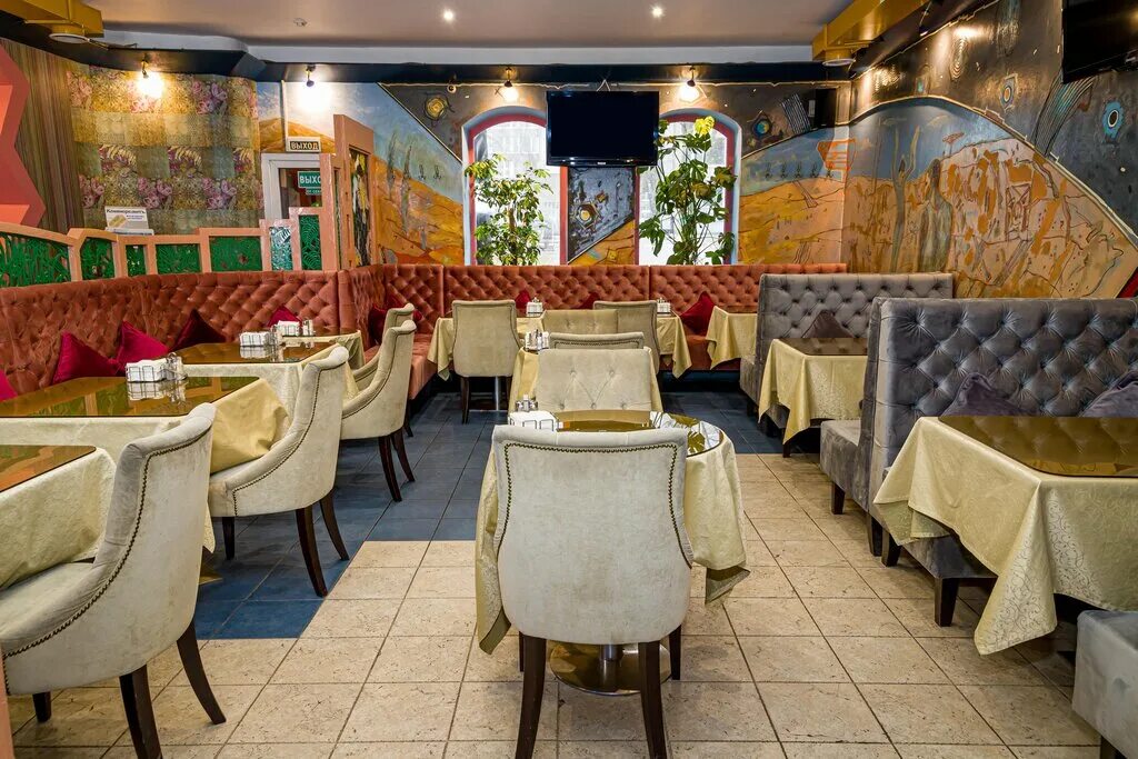 Ресторане picasso. Пикассо кафе миклухо маклая 15. Кафе баттерфляй москва миклухо маклая. Ресторане picasso. Пикассо нижний новгород банкетный зал.