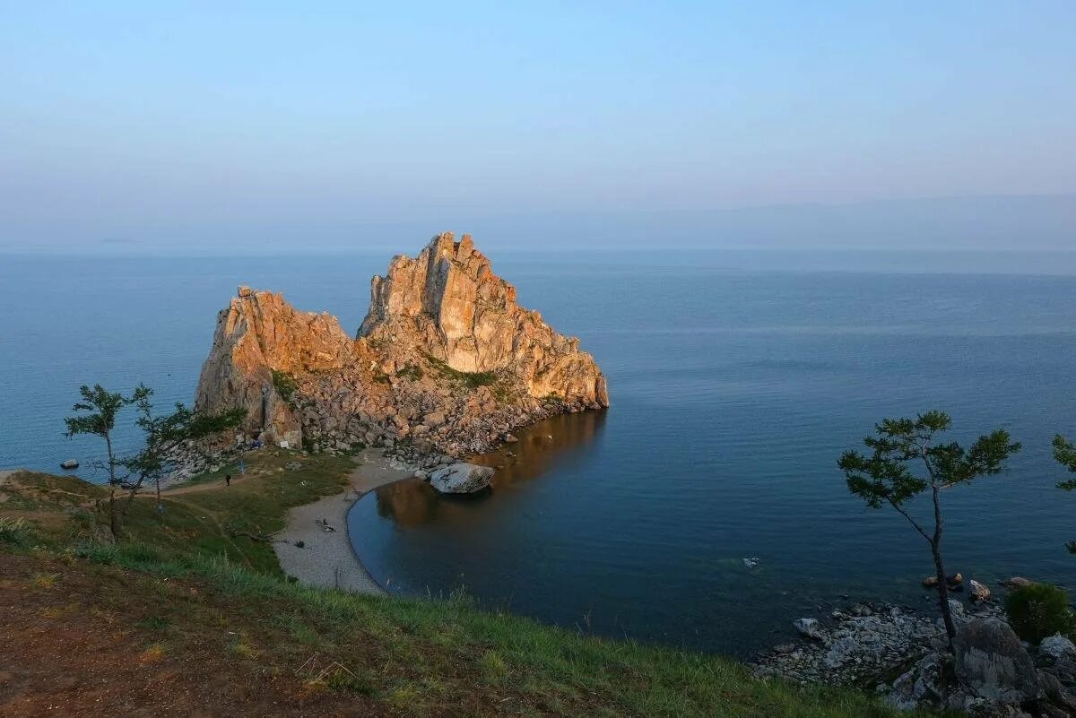 П хужир. Ольхон байкал хужир. остров хужир на байкале. поселок хужир на острове ольхон. остров ольхон байкал поселок хужир.
