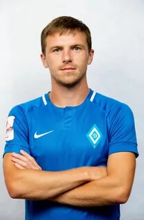 Год рождения 2012