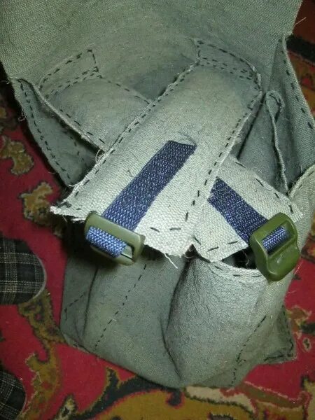 Как пришить лямку. Нашить пояс на рюкзак. пришить боковой карман на рюкзак. пришить петли к рюкзаку. пришить боковые кармашки на твердый рюкзак.