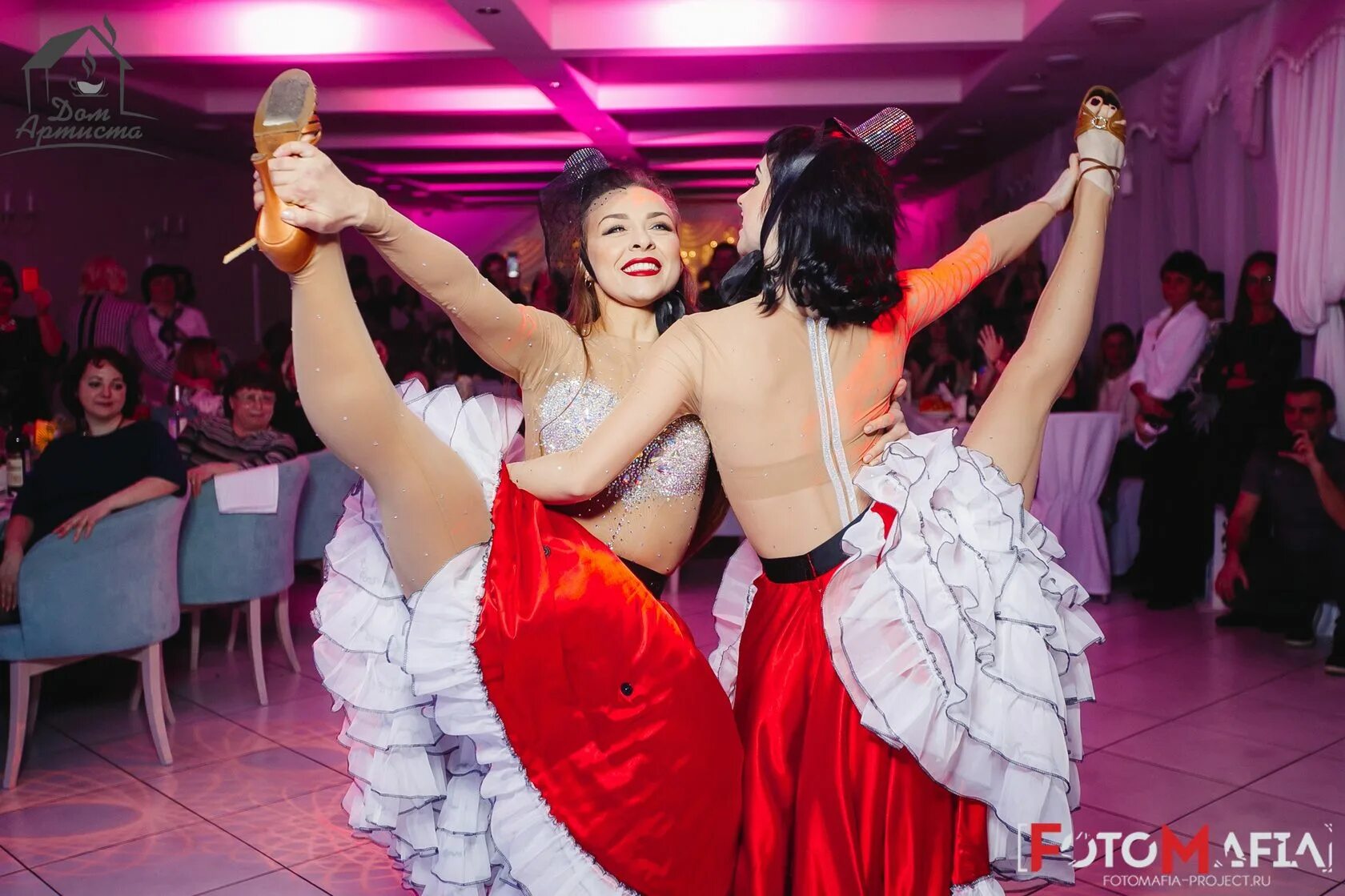 мерцен липецк. фотомафия шортики. фотомафия калуга 2022. старый город фотомафия. фотоотчеты с корпоративов.