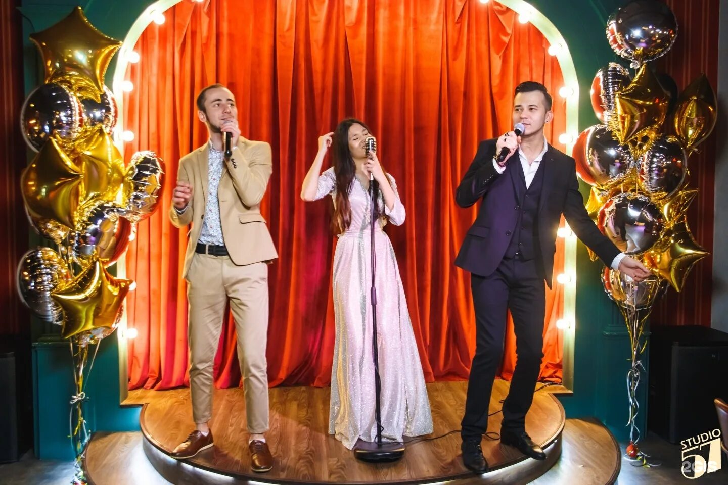 Эстрада самара. Студио 57 самара караоке. Караоке холл студио 57 самара. Дачная 2 студия 57. Небар караоке самара.