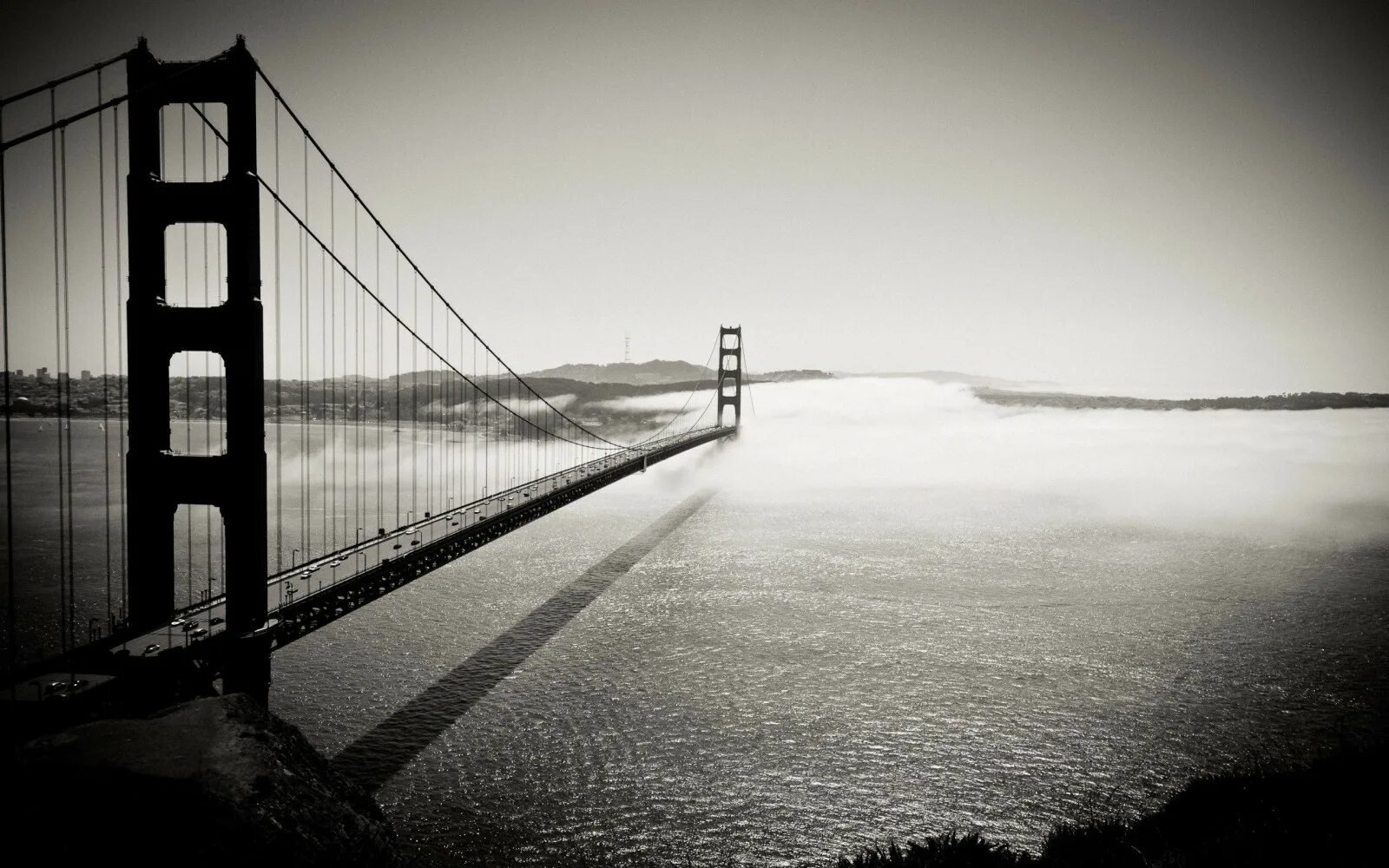 2560 1 2. Мост золотые ворота Сан-Франциско Калифорния. Белый мост Сан Франциско. Сан Франциско обои. Обои на рабочий стол мост.