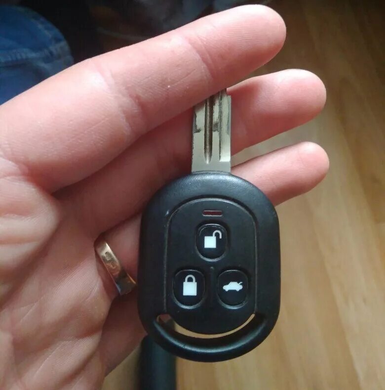 Ключ chevrolet lacetti. Ключ шевроле лачетти. автоматический ключ шевроле лачетти 2010. ключ шевроле 2007. ключ шевроле кобальт.