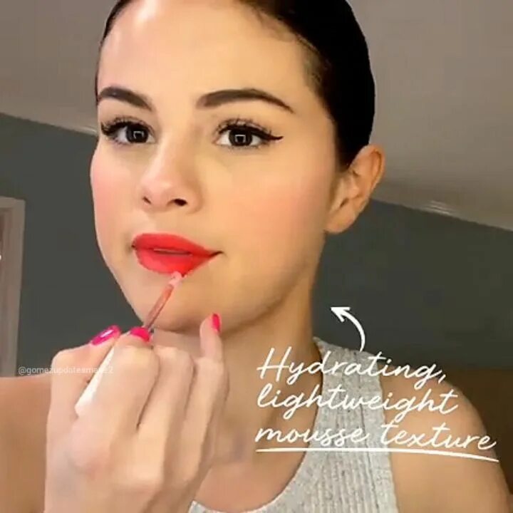 Контуринг макияж клоуна. Rare beauty матовая помада. She do her makeup. Бьюти викторина для девушек. Глаза красят женщину зеркало души.