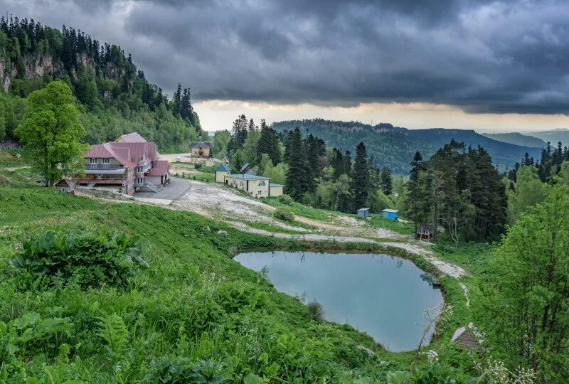 Горы Лаго-Наки Адыгея. Лаго Наки горы. Горы Адыгеи Лагонаки. Даховская плато Лагонаки. Дом краснодарский край адыгея