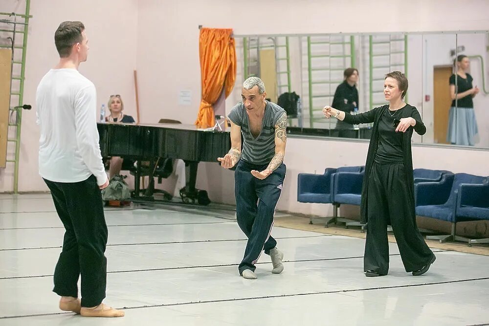 Учитель танцев. Профессия хореограф. Учитель танцев. Получить образование хореограф. Педагог хореограф.