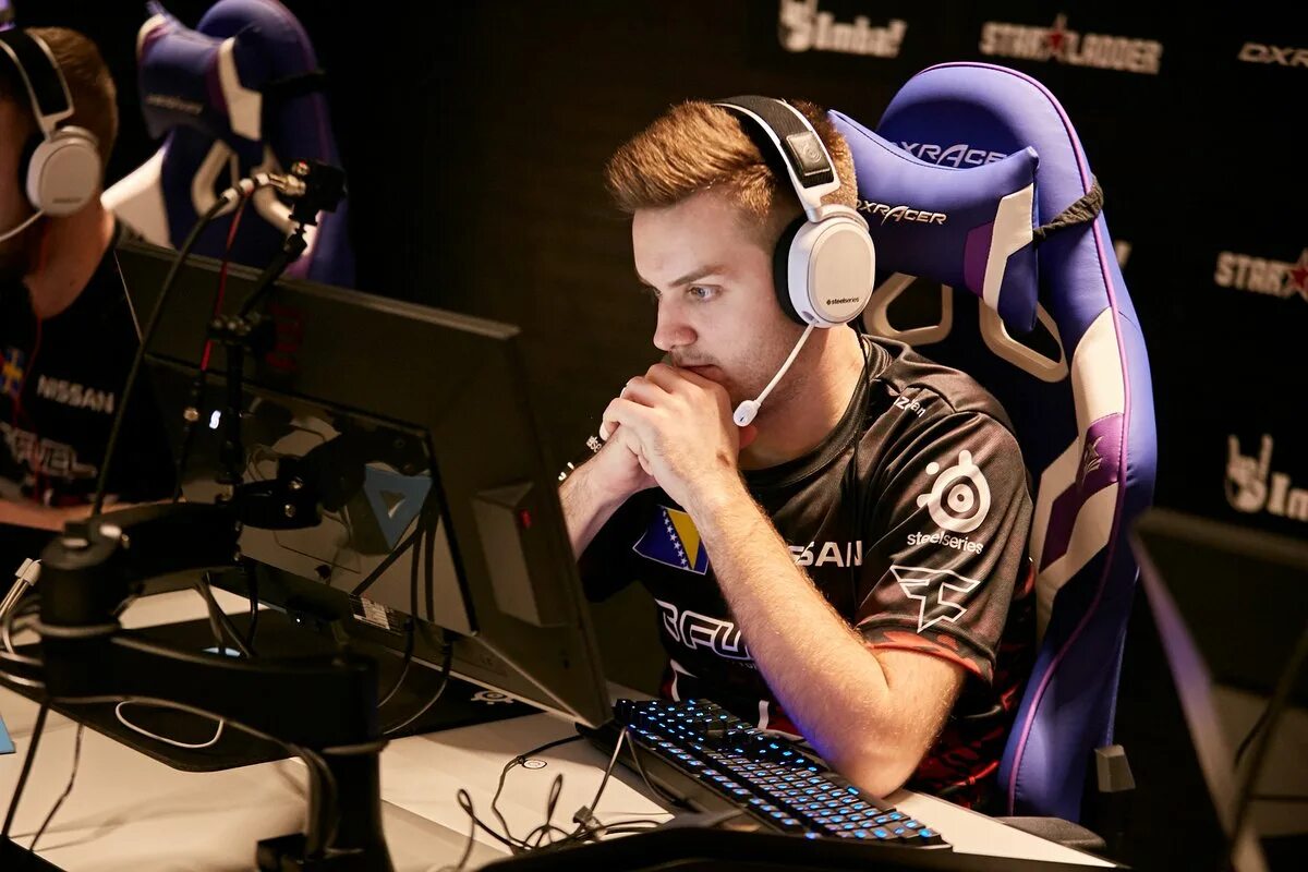 Бросок кобры 2. G2 team. Аватарки для команды. G2 vs nip. G2 esports логотип.