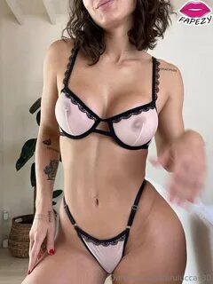 Bruna Luccas  bruluccas  bruluccas25 Nude Leaks Photo 12 - Fapezy.