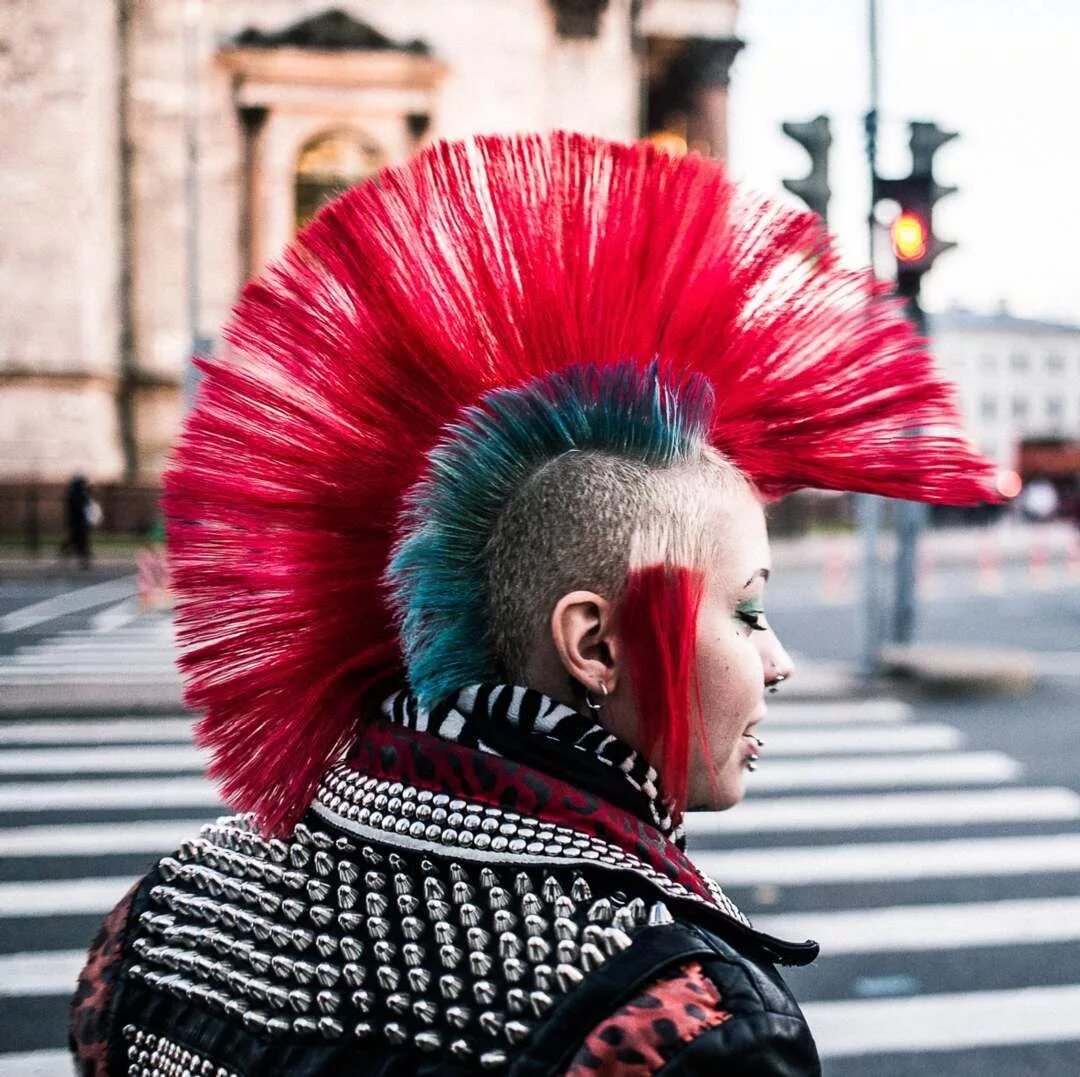 Какие прически у панков 80's Post punk Punk rock hair, Punk hair, Punk rock girls