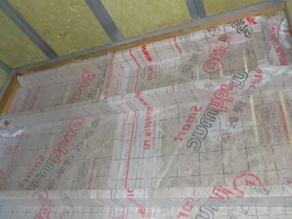 Как правильно положить пароизоляцию на потолок