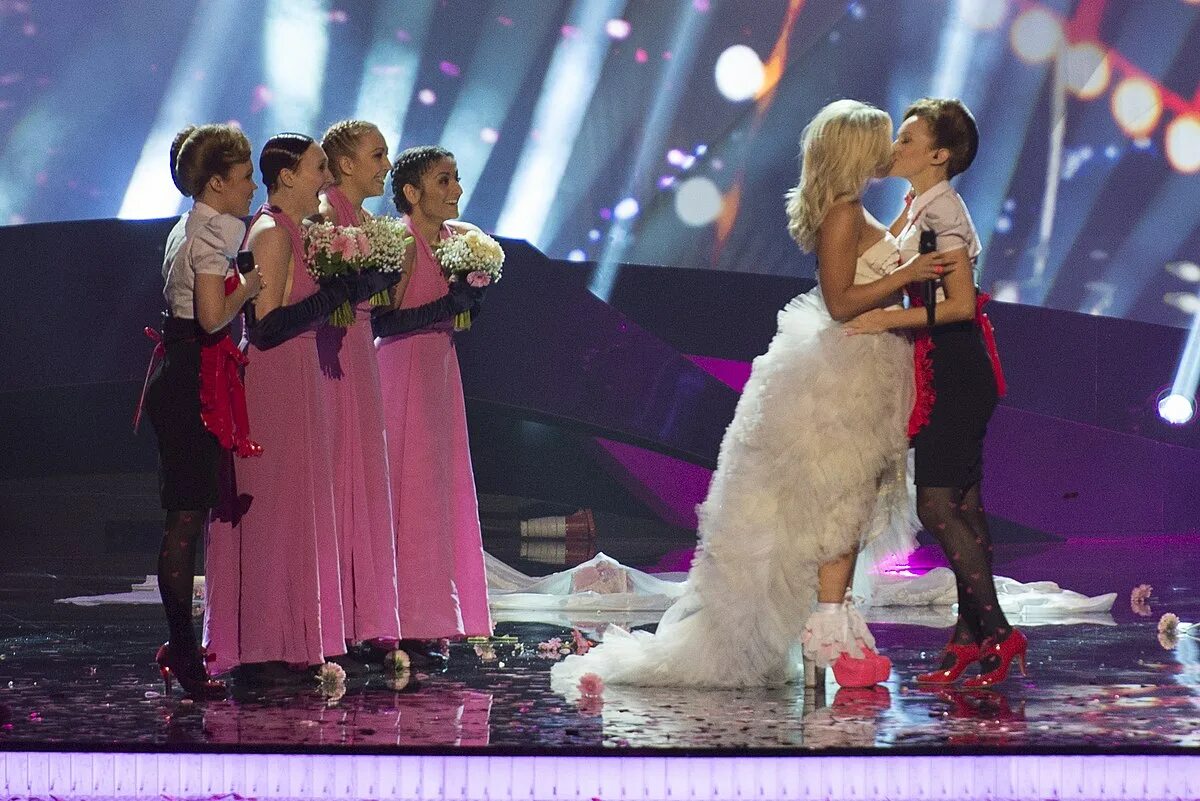 Finland eurovision. Финляндия Евровидение 2013. Криста Сиегфридс Евровидение. Евровидение 2013. Евровидение Финляндия.