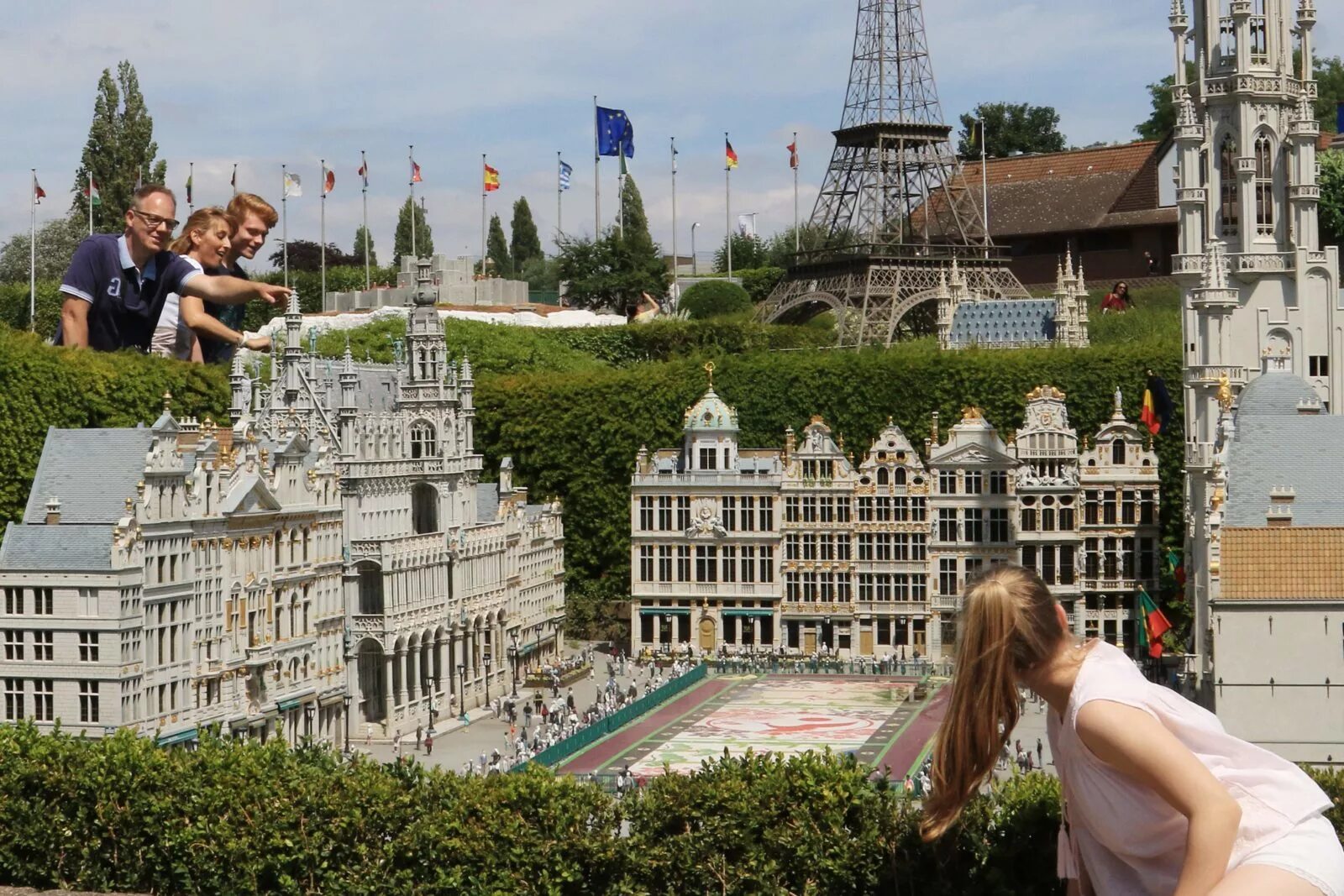 Хорошая жизнь в европе. Парк мини-Европа (Mini-Europe), Брюссель, Бельгия. Брюссель парк миниатюр. Парк мини Европа в Бельгии. Парк миниатюр мини Европа в Брюсселе.