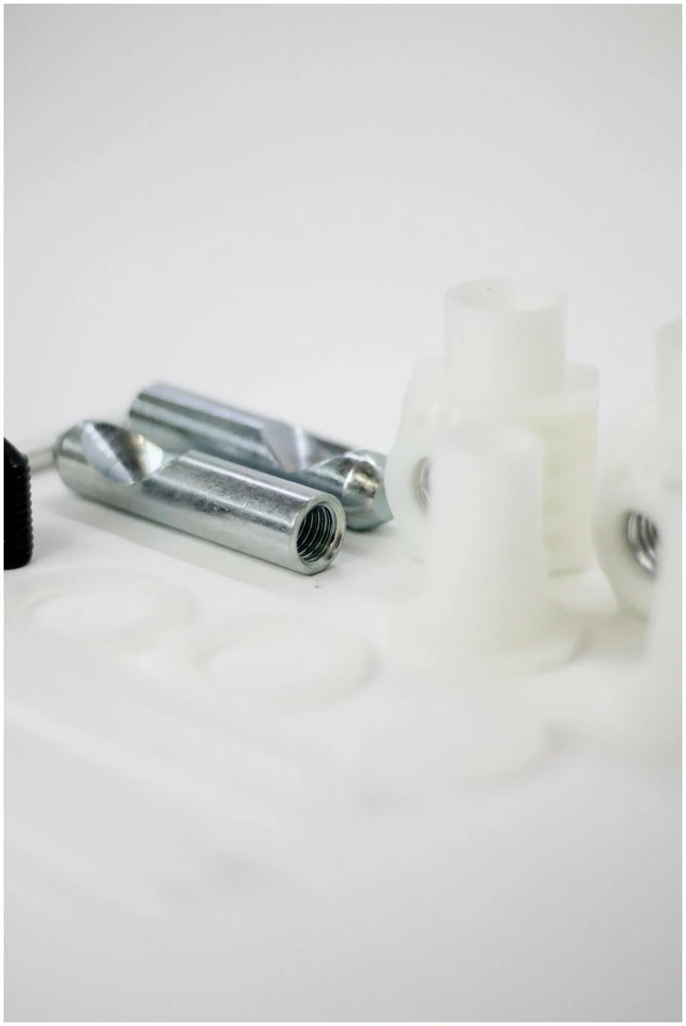 7. 41566194 fischer комплект крепления для подвесного унитаза. 88. Крепеж 75 мм для подвесного унитаза и биде metropole vitra 310890. Крепеж подвесного унитаза церсанит.