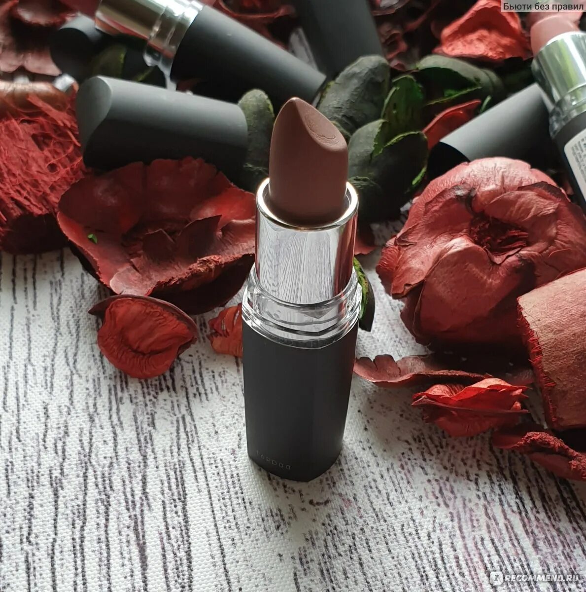 Hydra extreme matte 900. Помада мейбелин хайдра экстрим 175. Maybelline помада hydra matte. Помада maybelline hydra extreme matte. Maybelline hydra extreme.