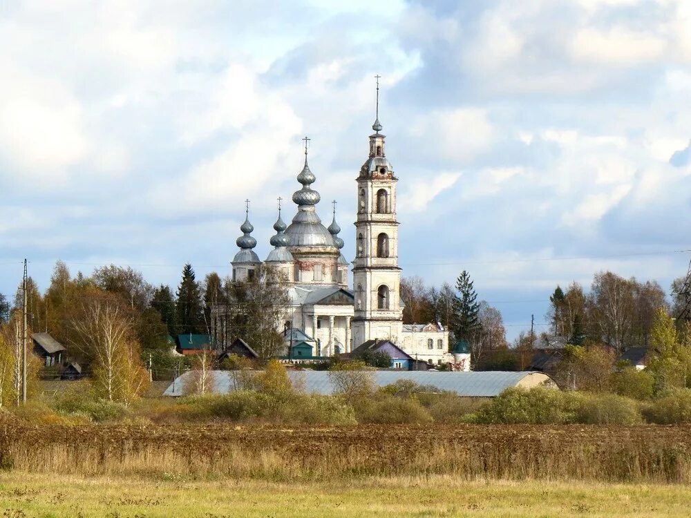 Гранино ивановской области. Острецово Родниковский район храм. Острецово Ивановская область храм. Село Острецово Ивановская область Родниковский район. Церковь Святой Троицы Ивановская область.