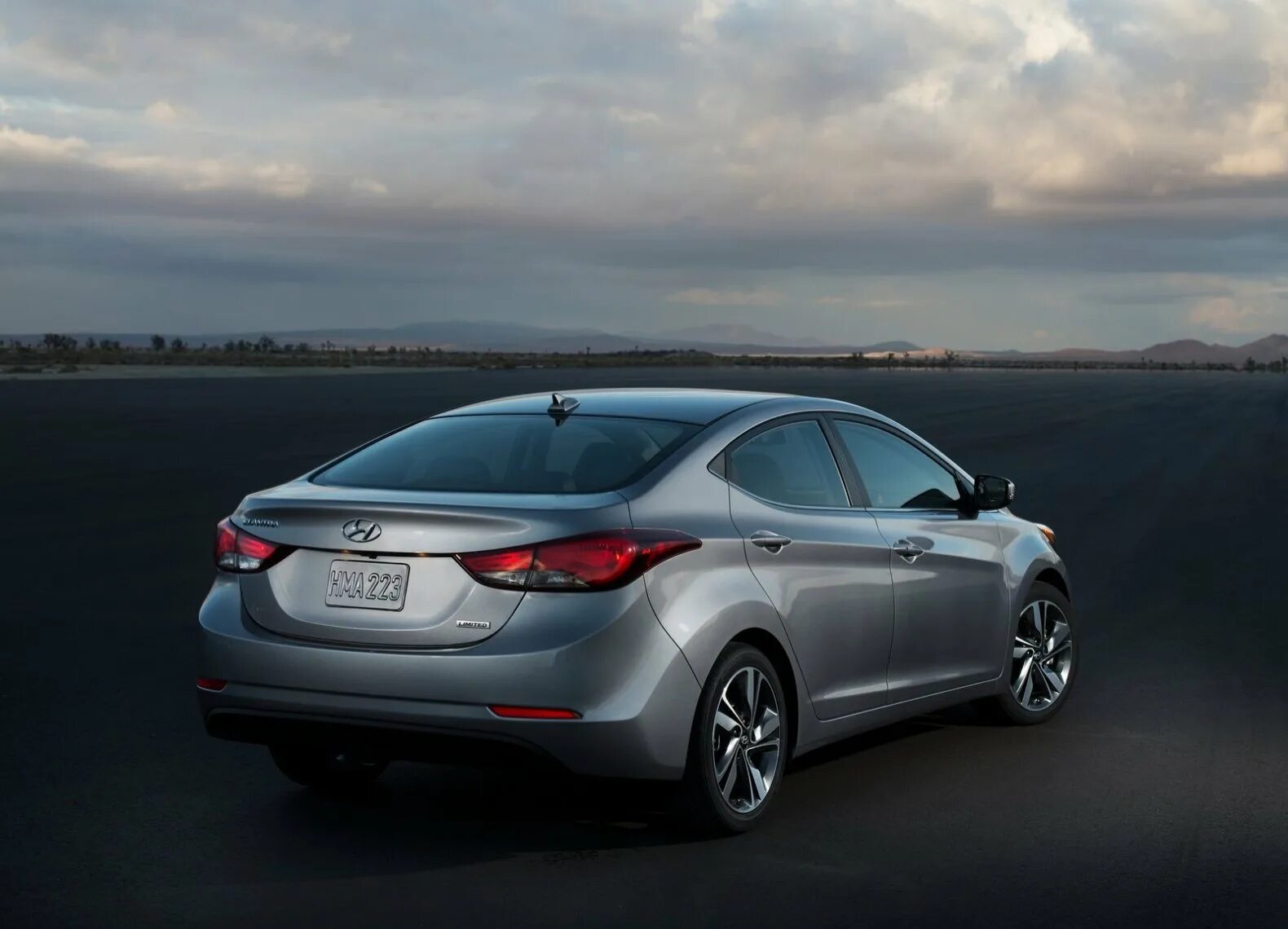 Hyundai Elantra 2014. Хендай Элантра 2014. Hyundai Elantra 2015. Honda Elantra 2014