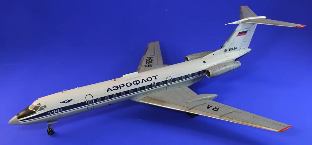 Объект самолет модель. Ту-134 1/144. ту 134 звезда. ту 134 модель звезда. ту-134 звезда 1/144.