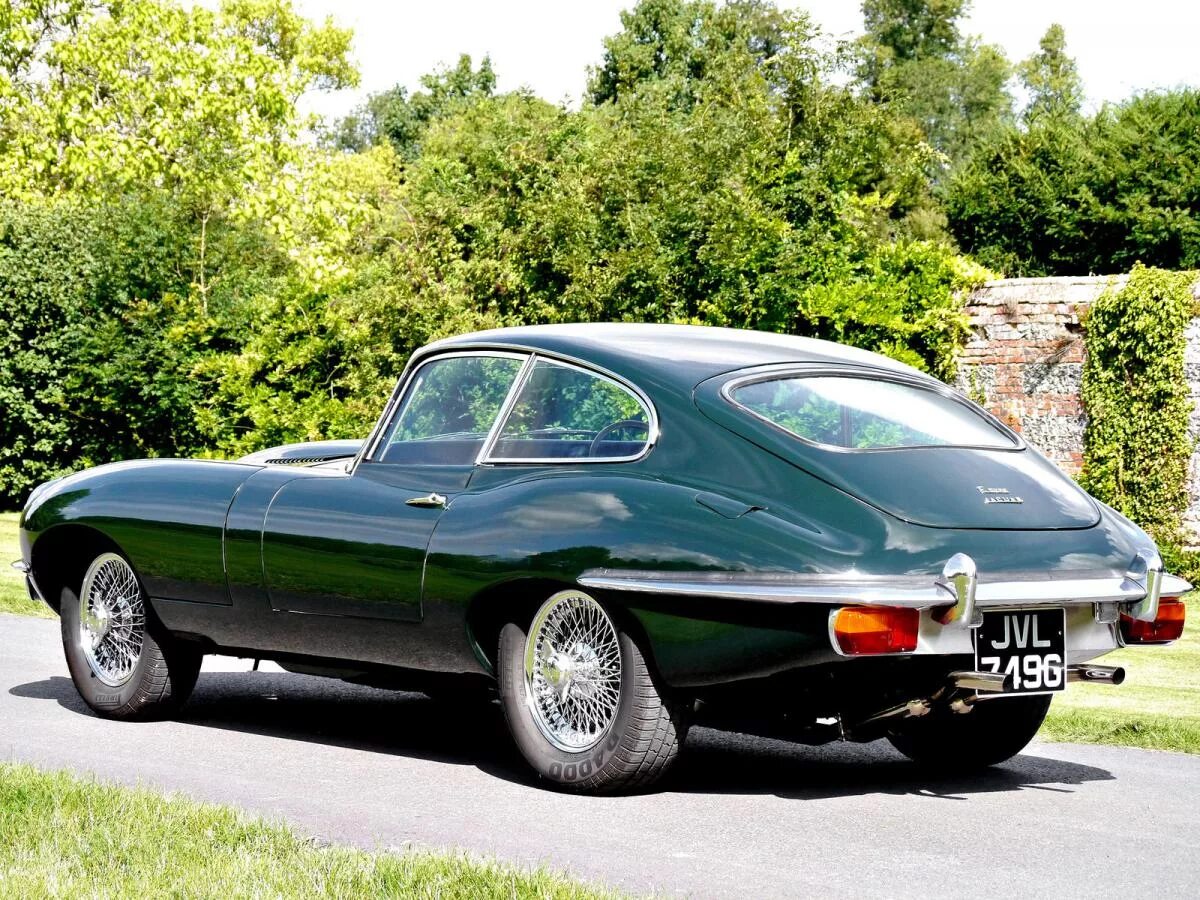 Jaguar e Type 1968. Ягуар e Type 1968. Jaguar e-Type. Jaguar e Type 4.2.