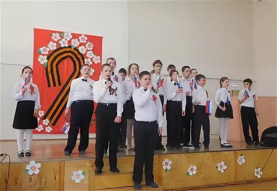Екатеринбургская школа 1 готвальда 19 а. Екатеринбург 1 школа готвальда. Лицей 12 готвальда екб. Школа 12 екатеринбург. Екатеринбургская школа 1 улица готвальда 19а.