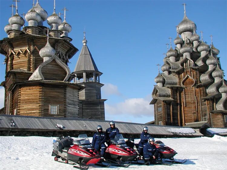 Карелия кижи валаам. Кижи валаам соловки. Архитектурный ансамбль кижи. Этнографический парк в кижи. Архитектурный комплекс кижи в карелии.