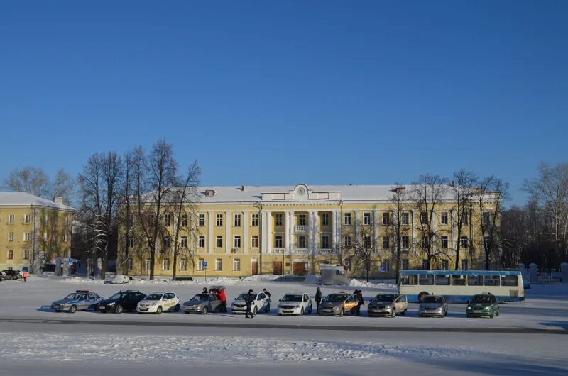 Памятник город озерск росатом. Озёрск свердловская область. Озерск вклад. Г озерск челябинская область. Озёрск челябинская область закрытый город.