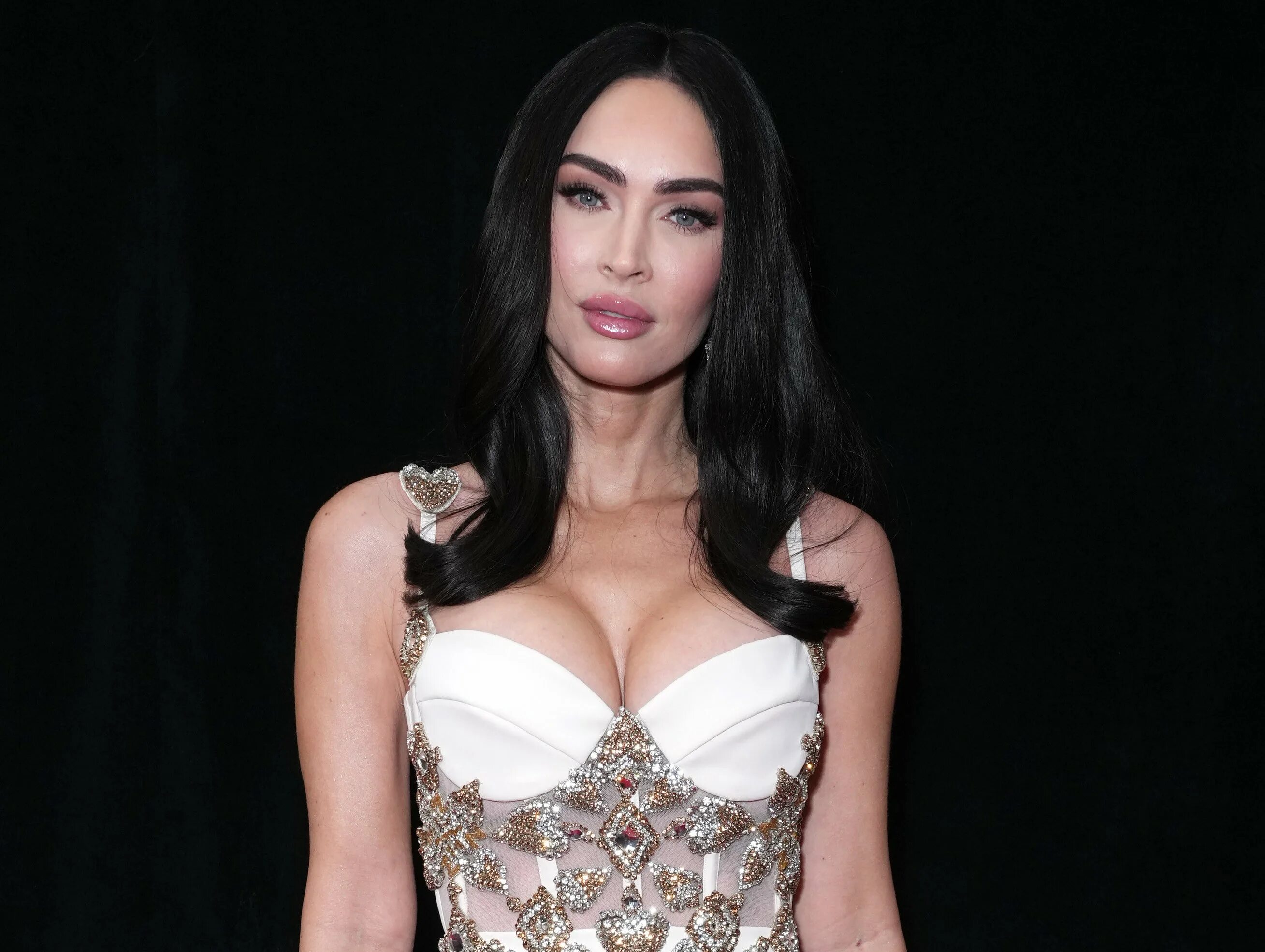 Меган фокс vanity fair. Меган фокс и machine gun kelly грэмми 2023 вк. Мадонна на премии. Megan fox 2023. Мадонна на грэмми.