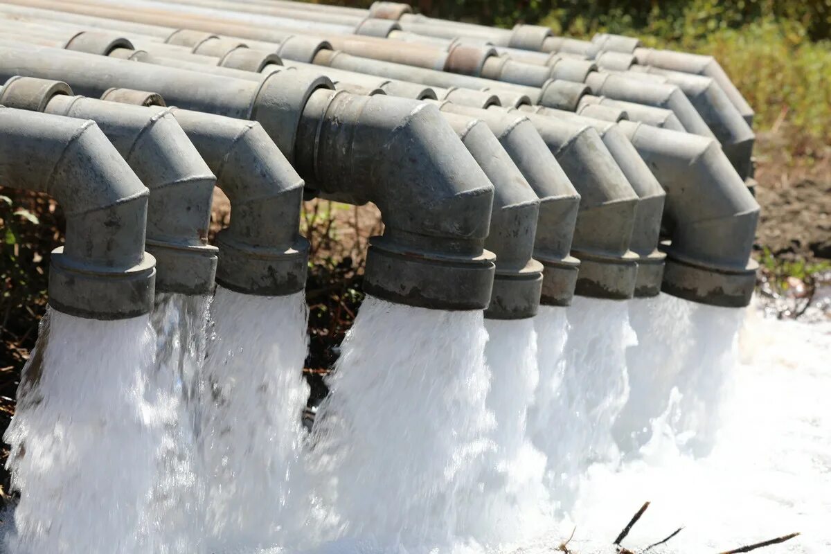 Водопровод в крыму. Водохранилище и трубы. Водоснабжение Крыма. Временный водопровод. Подача воды возобновлена.