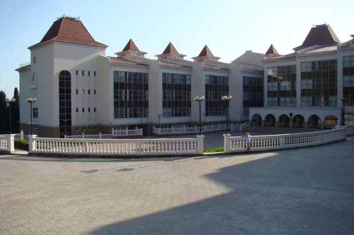 артек в декабре. артек белгород. школа артек крым. гурзуф школа артек. артековская школа внутри.