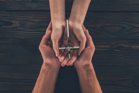 Reach her