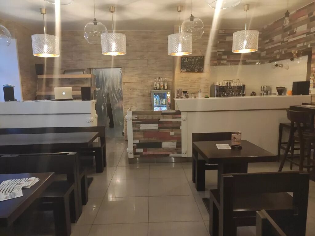 кофейня гуси энгельс. мандариновый гусь оренбург. кофейня гуси. тот еще гусь ресторан павелецкая. кофейня гуси энгельс.