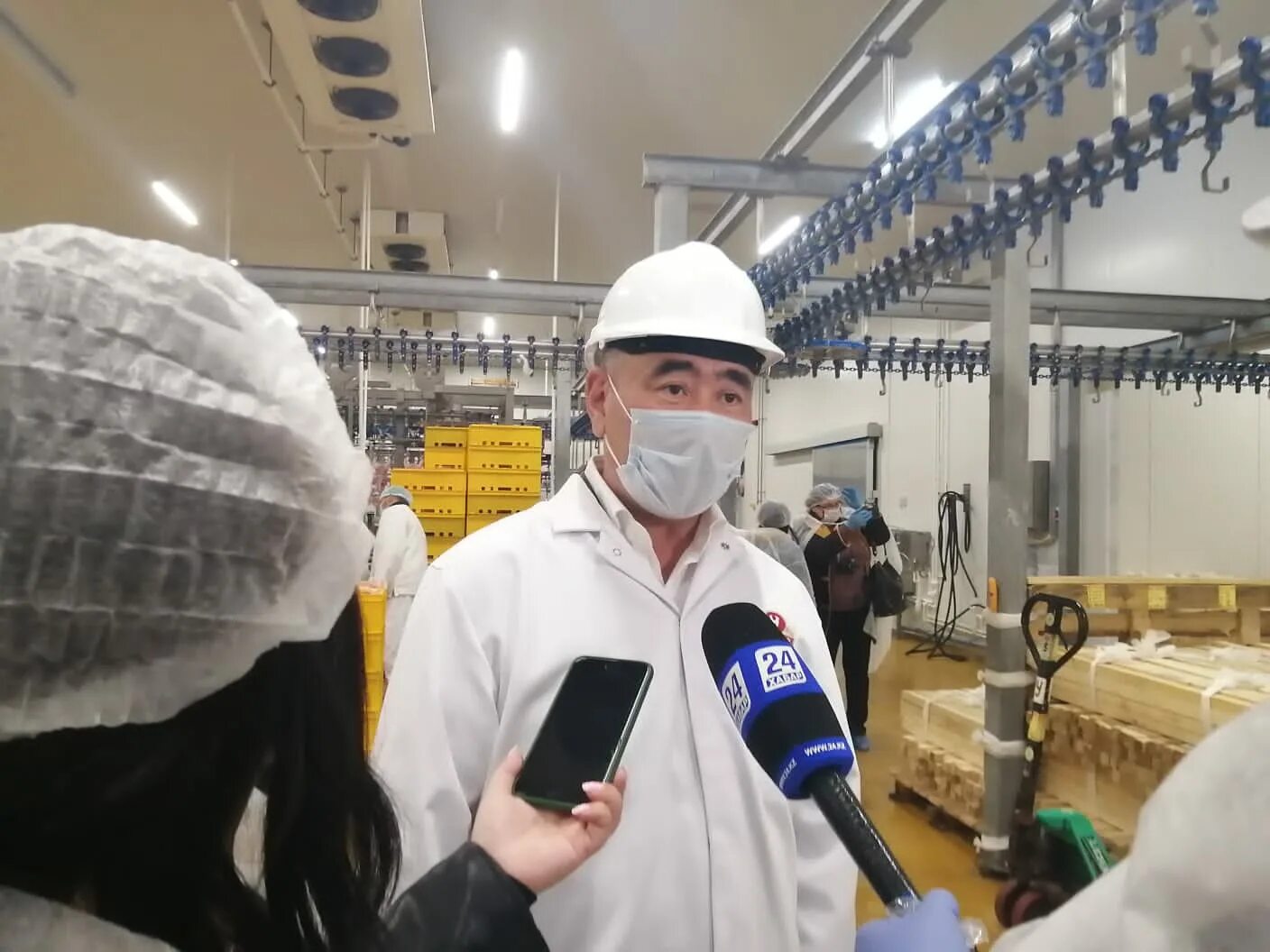 Хозяин птицефабрики. Хозяин птицефабрики. Хозяин птицефабрики. Евгений бородин птицефабрика. Шекснинская птицефабрика.