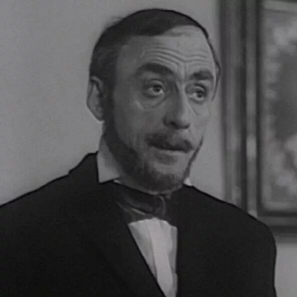 Командир крейсера варяг руднев. ). Г. Священник варяга руднев. Отец михаила 1.