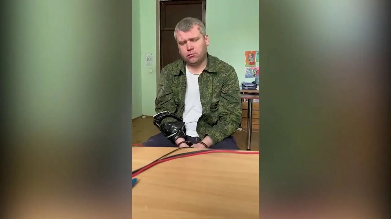 Харьков новости взяли. Военный преступник. Российские пленные в Харькове. Пленный российский летчик. Военные преступники Украины.