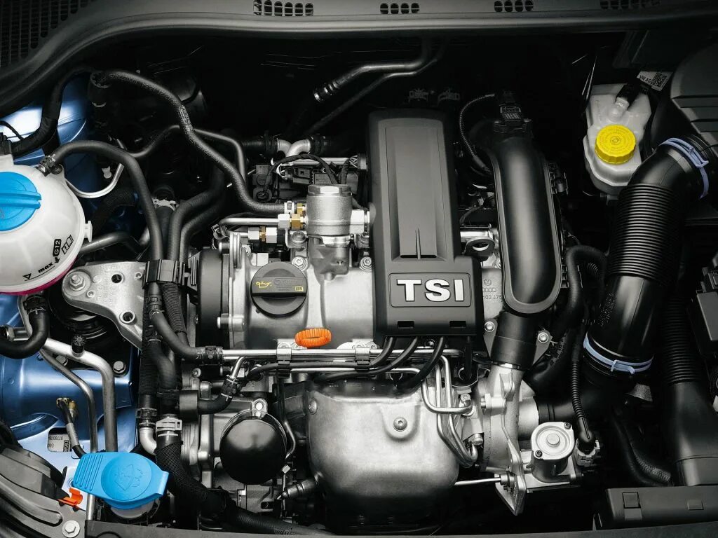 Бензин в масло tsi. VW 1.2 TSI. Volkswagen Caddy 1.2 TSI мотор. Мотор 1.2 TSI 105 Л.С. CBZB TSI 1.2 двигатель.