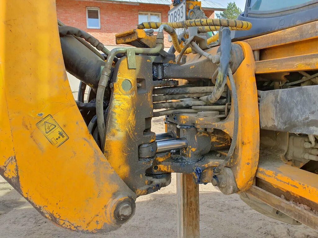 Стрела трактора jcb 3cx. Гидролиния на jcb 3cx гидромолот. Jcb 3cx 4wd. Задняя стрела jcb 3cx. Стрела jcb 4cx.