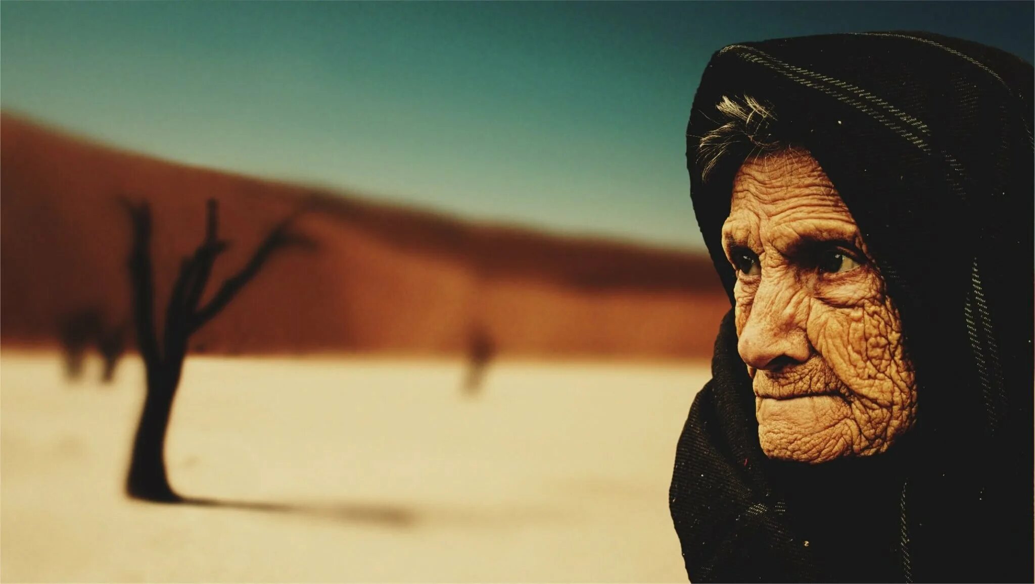Старость великих людей. Мудрая старуха. Старик в пустыне. Страх старости. Старуха.